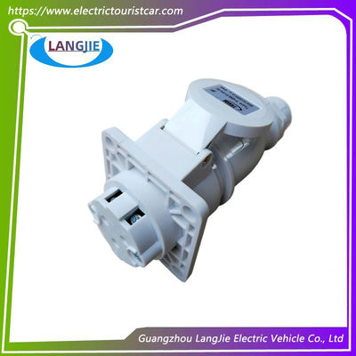 নিম্ন ভোল্টেজ 2P 220V 32A মার্শেল ইলেকট্রিক দর্শনীয় গাড়ি Y-20 পাওয়ার প্লাগ এবং সকেট আইপি 44 বাস
